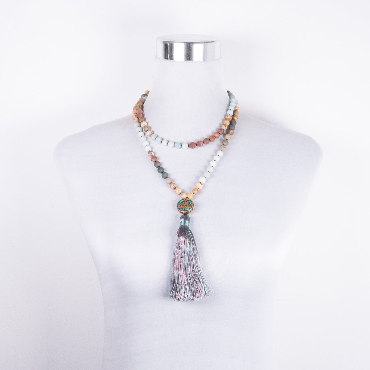 Mala Nepalí de Meditación - Colgante Om