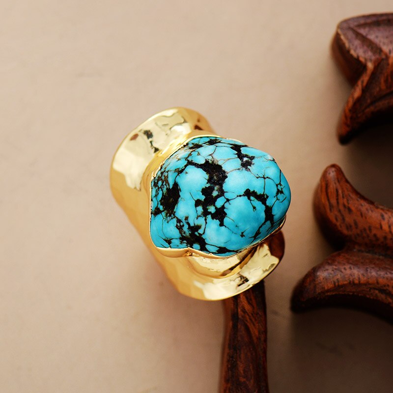 Anillo de piedra grande con Turquesa - Talla 7 US