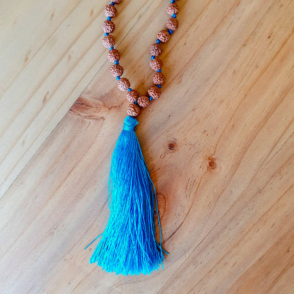 Mala de Rudraksha y Pómulo Azul<br>Calma y Expansión Interior 🔵