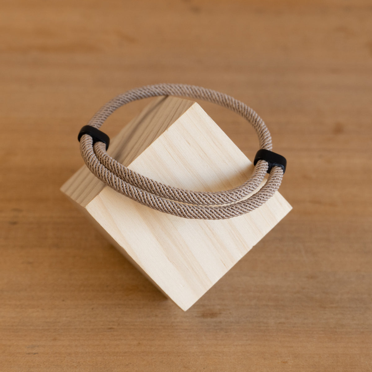 Pulsera Minimalista de Yoga de Cuerda 4mm - Beige