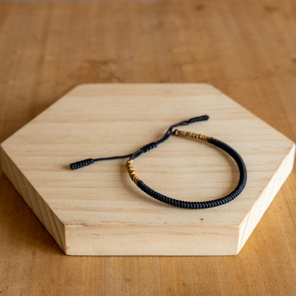 Pulsera Budista Tibetana de la Suerte - Negra