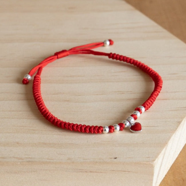 Pulsera Hilo rojo de la Suerte con Corazón rojo y cuentas de plata 925