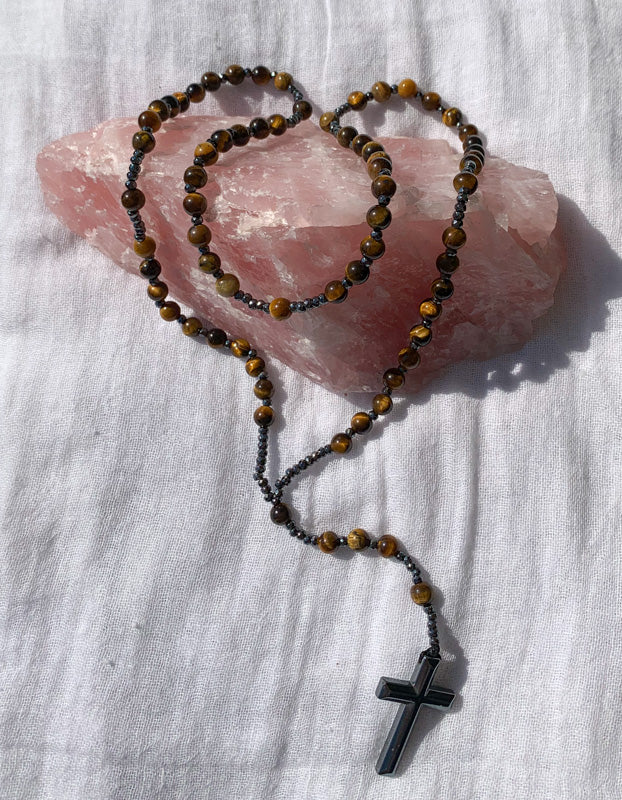 Collar Rosario con Cruz de Hematita y cuentas de 6mm