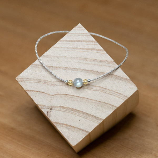 Pulsera Minimalista con Piedra lunar y plata 925