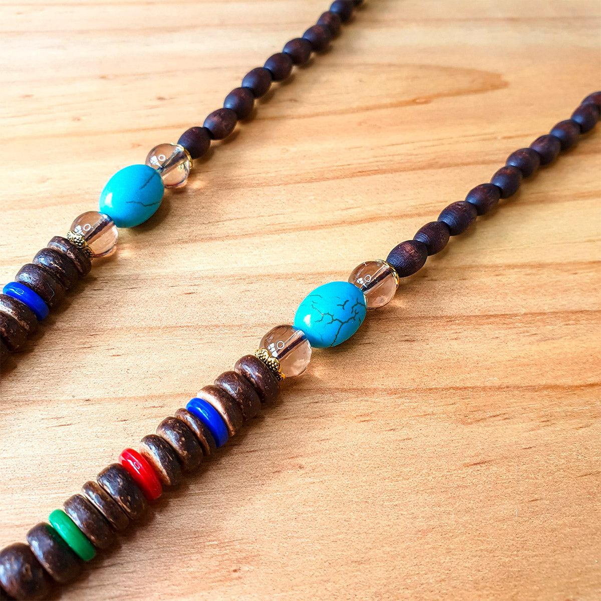 Collar Nepalí de Madera - Ojos de Buda