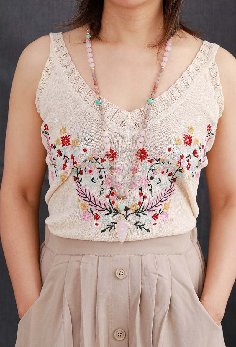 Collar de piedras naturales con Colgante de Flecha de Cuarzo